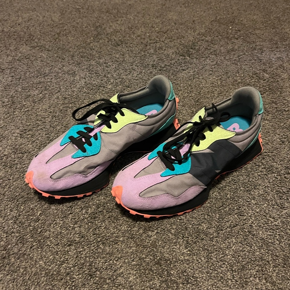 New Balance Gray and Teal Sneakers - Picture 3 of 7